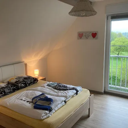 Les Mesanges Apartment